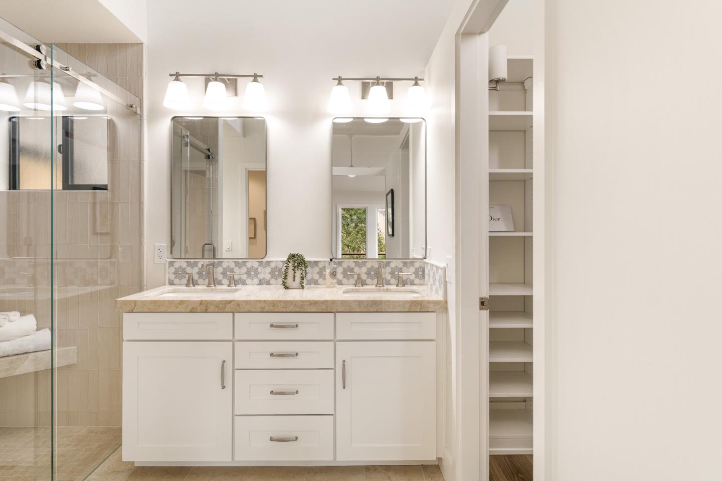 Detail Gallery Image 17 of 38 For 9583 Redwood Ct, Carmel,  CA 93923 - 3 Beds | 3/1 Baths