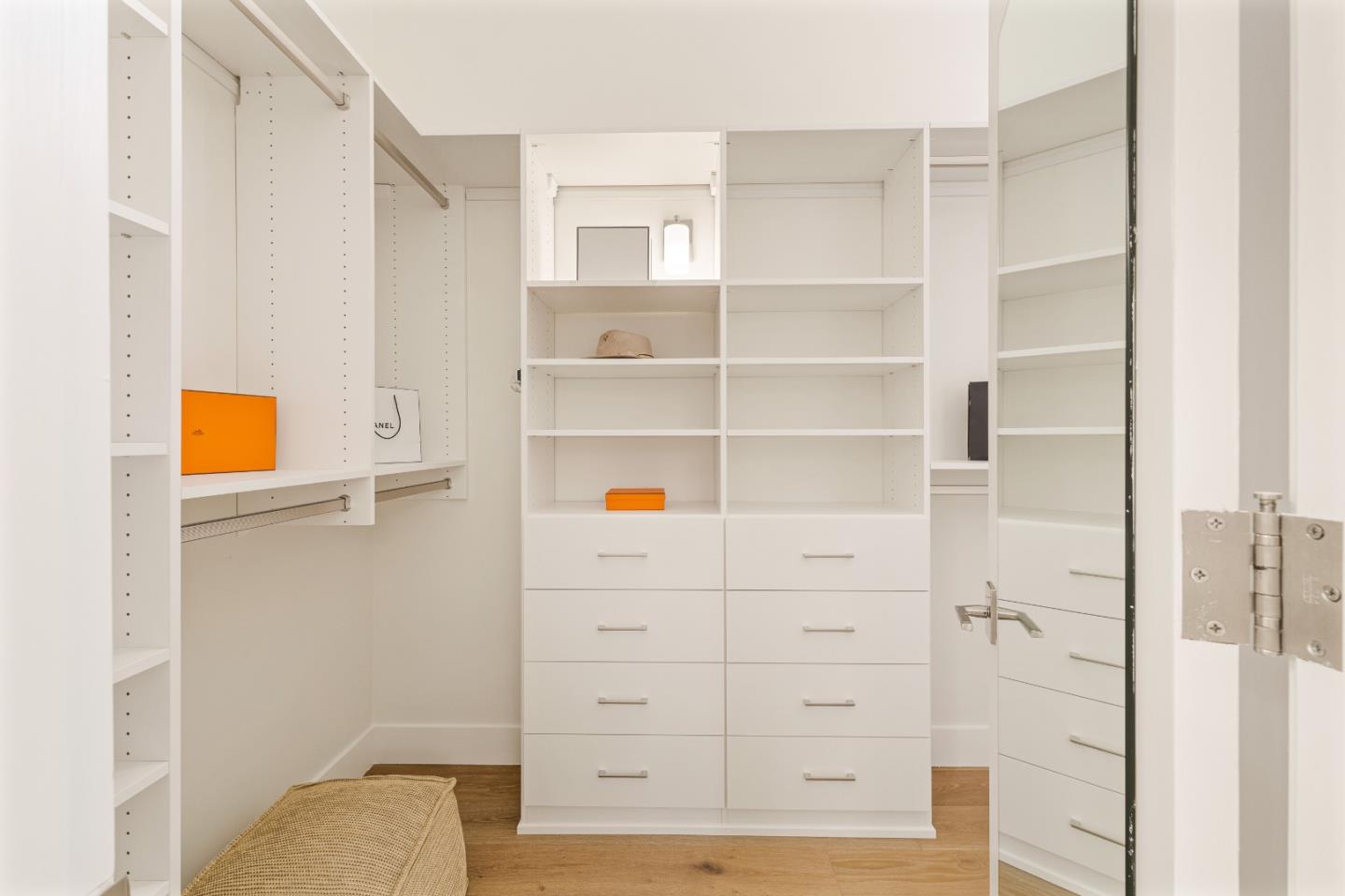 Detail Gallery Image 18 of 38 For 9583 Redwood Ct, Carmel,  CA 93923 - 3 Beds | 3/1 Baths