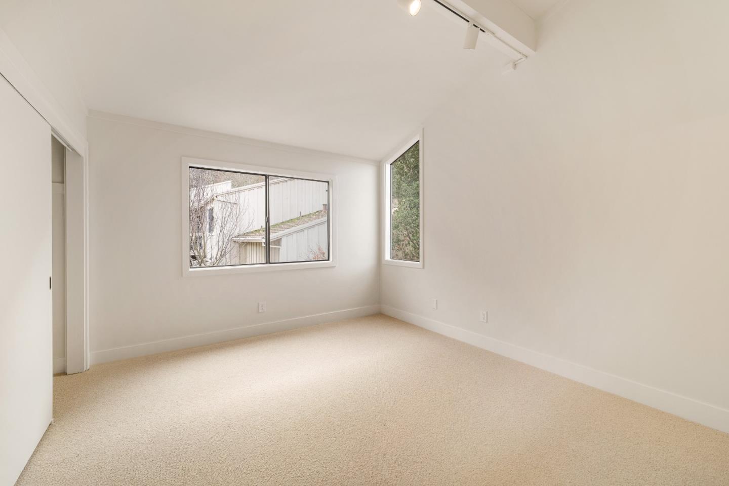 Detail Gallery Image 30 of 38 For 9583 Redwood Ct, Carmel,  CA 93923 - 3 Beds | 3/1 Baths