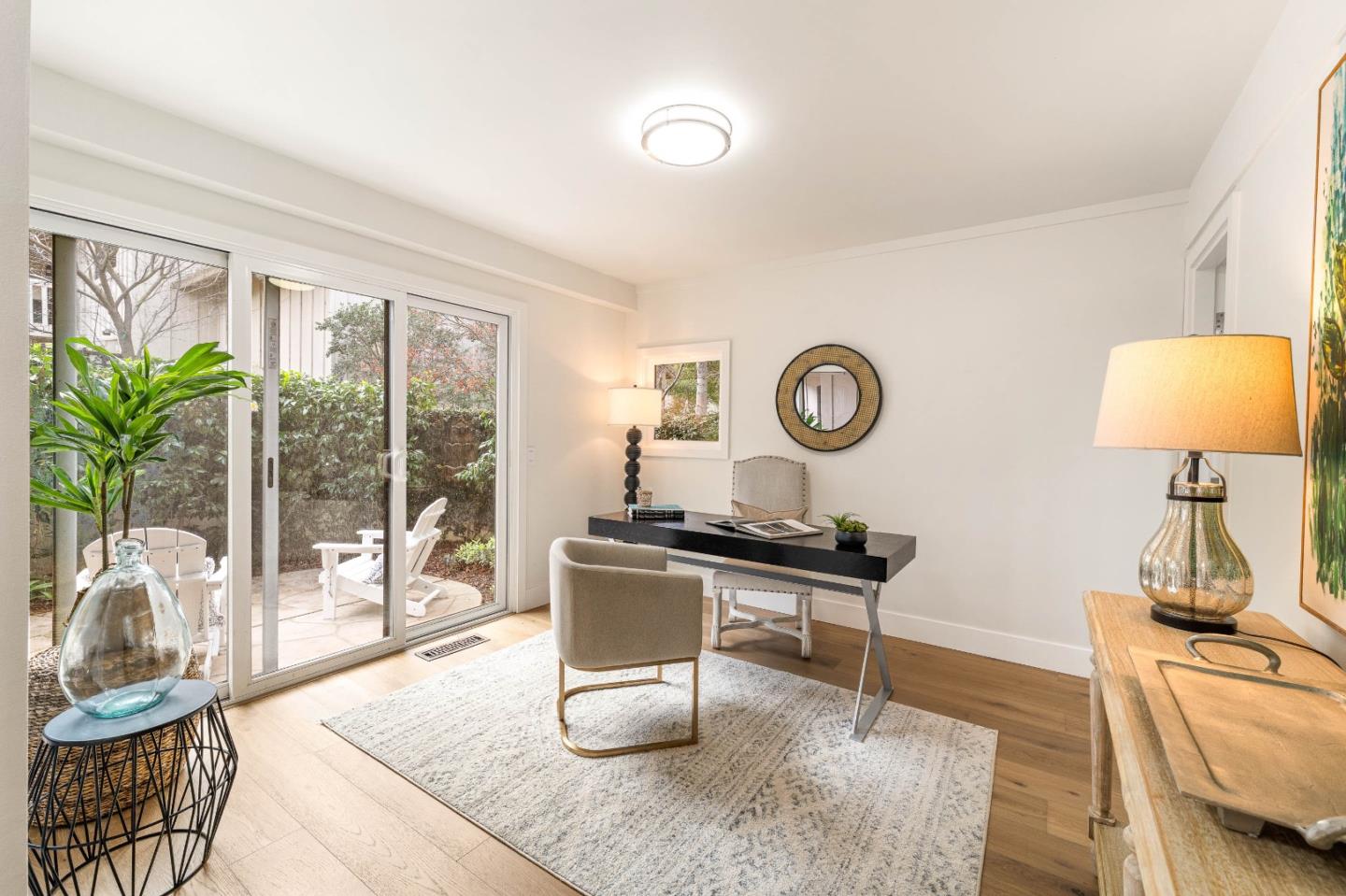 Detail Gallery Image 8 of 38 For 9583 Redwood Ct, Carmel,  CA 93923 - 3 Beds | 3/1 Baths