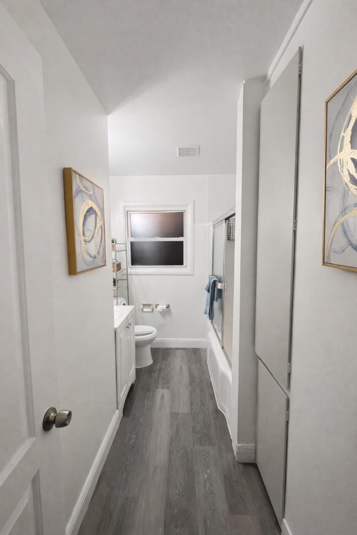 Detail Gallery Image 7 of 9 For 1805 De Ovan Ave, Stockton,  CA 95204 - 4 Beds | 1/1 Baths