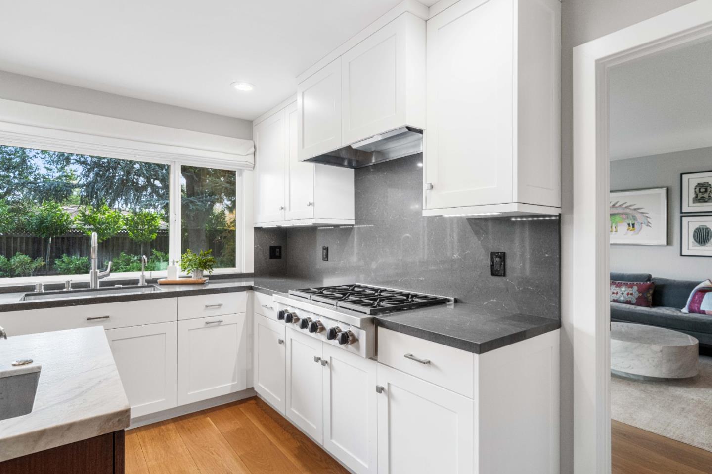 Detail Gallery Image 16 of 31 For 999 Hayman Pl, Los Altos,  CA 94024 - 4 Beds | 2/1 Baths