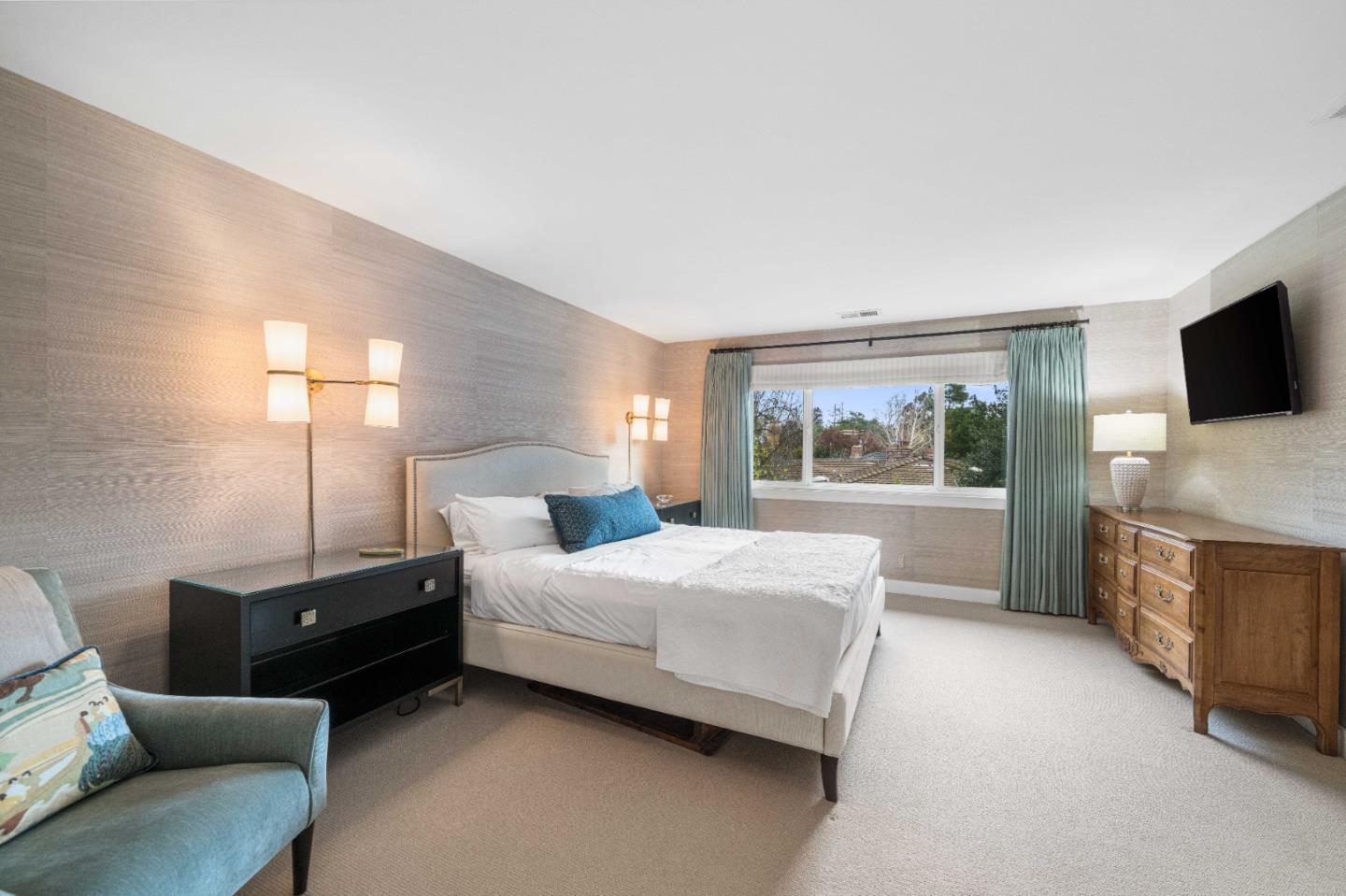 Detail Gallery Image 19 of 31 For 999 Hayman Pl, Los Altos,  CA 94024 - 4 Beds | 2/1 Baths