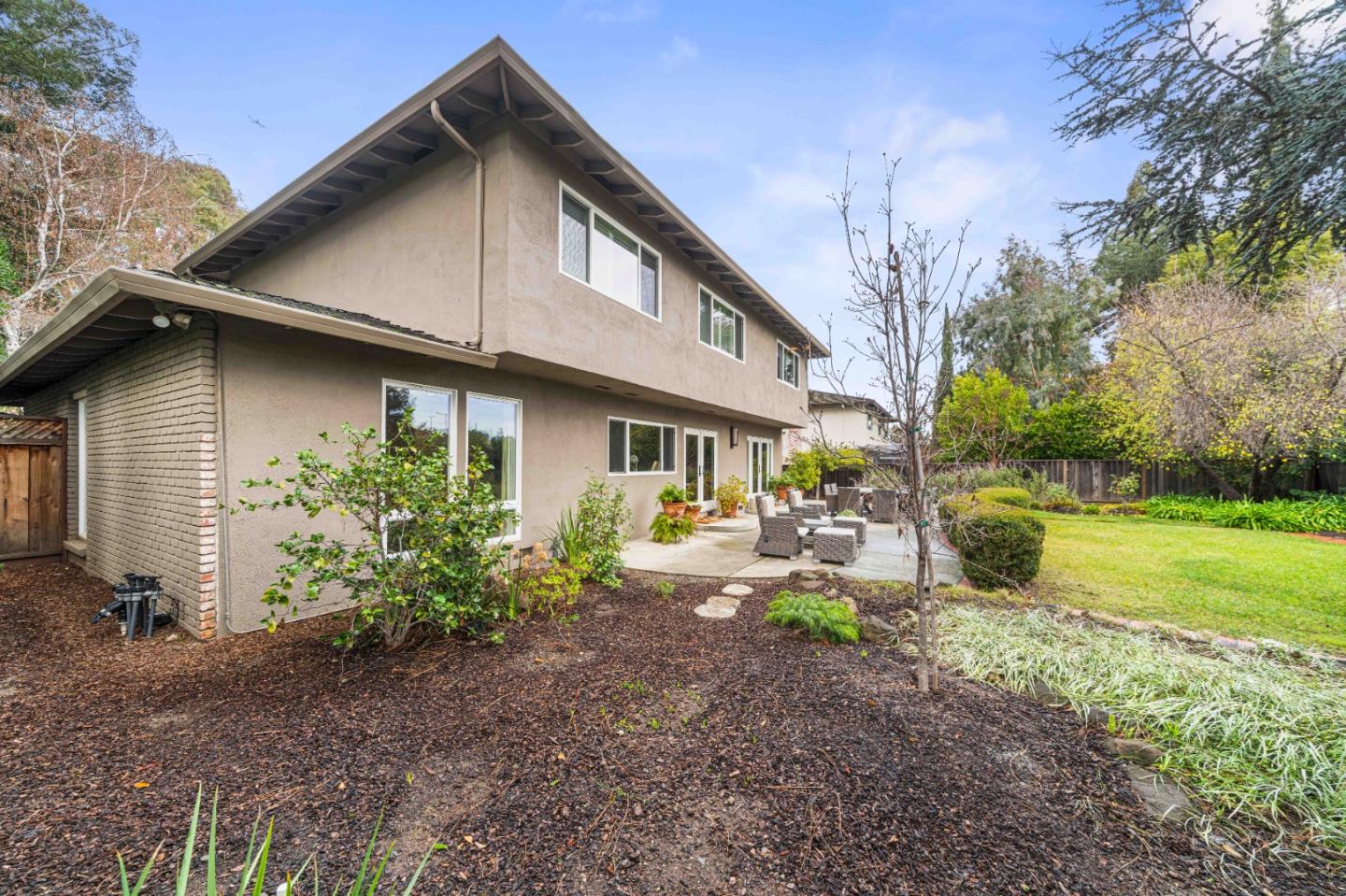 Detail Gallery Image 22 of 31 For 999 Hayman Pl, Los Altos,  CA 94024 - 4 Beds | 2/1 Baths