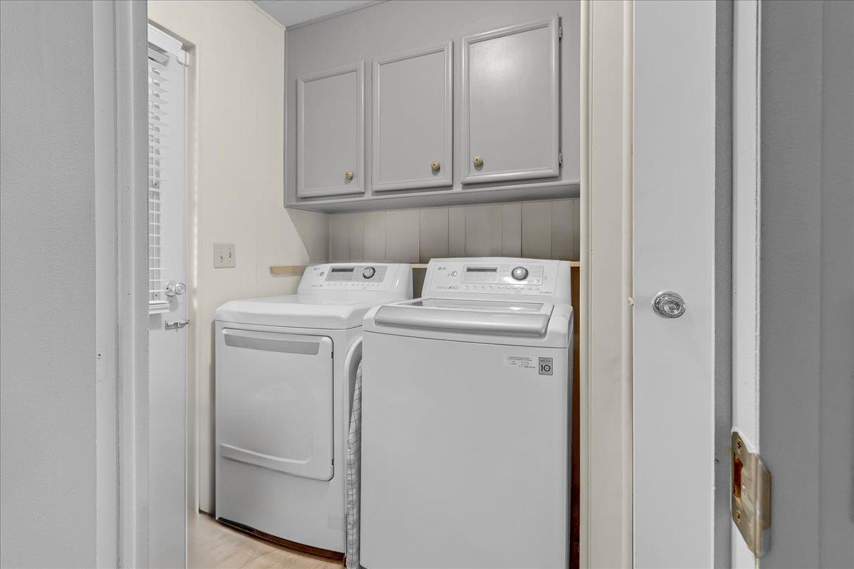 Detail Gallery Image 23 of 27 For 17617 Pond Derosa #29,  Salinas,  CA 93907 - 2 Beds | 2 Baths