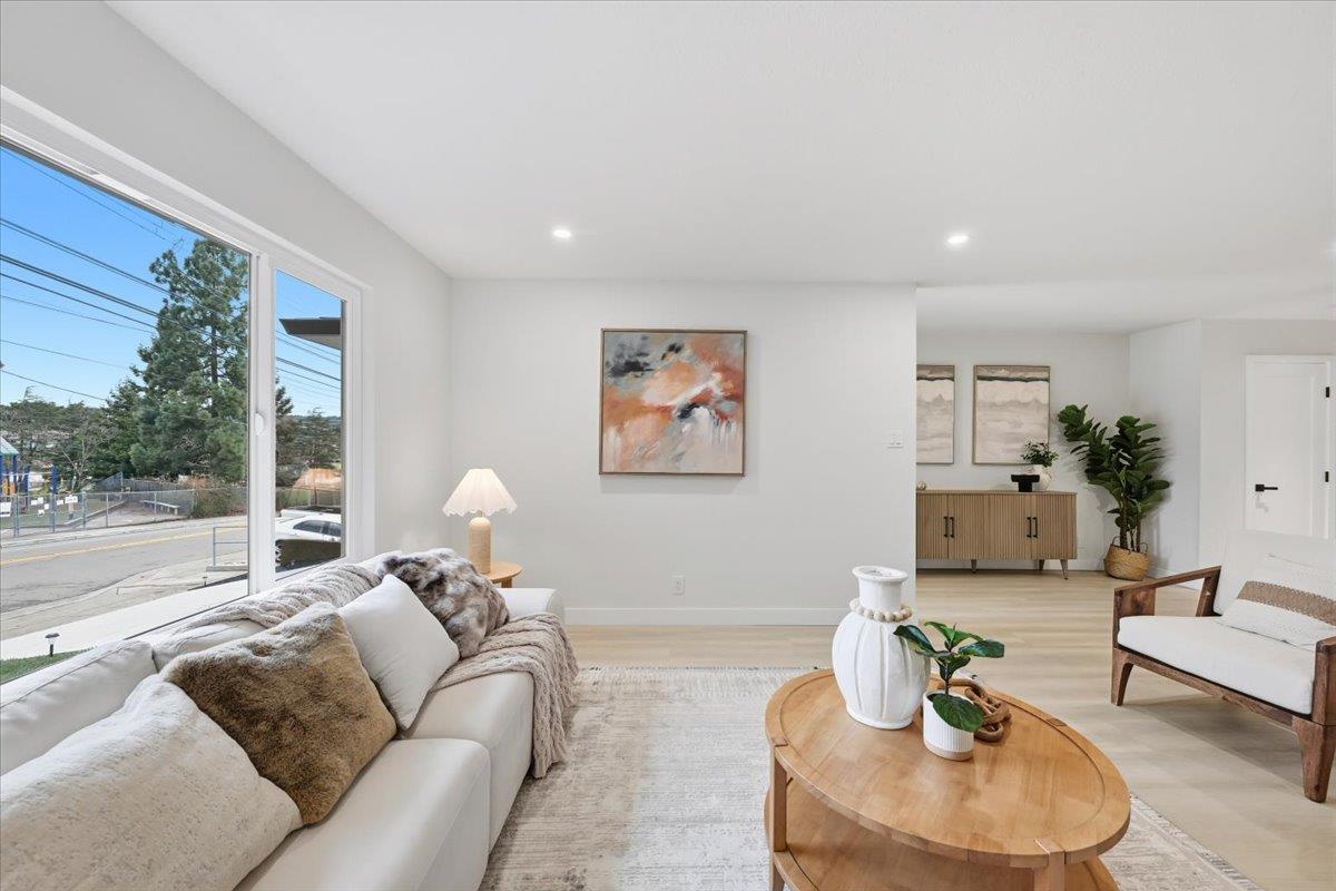 Detail Gallery Image 15 of 64 For 2633 Somerset Ave, Castro Valley,  CA 94546 - 3 Beds | 2 Baths