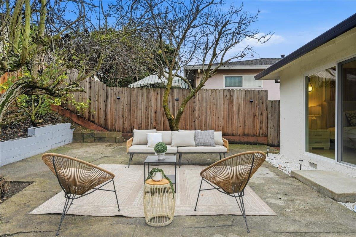 Detail Gallery Image 50 of 64 For 2633 Somerset Ave, Castro Valley,  CA 94546 - 3 Beds | 2 Baths