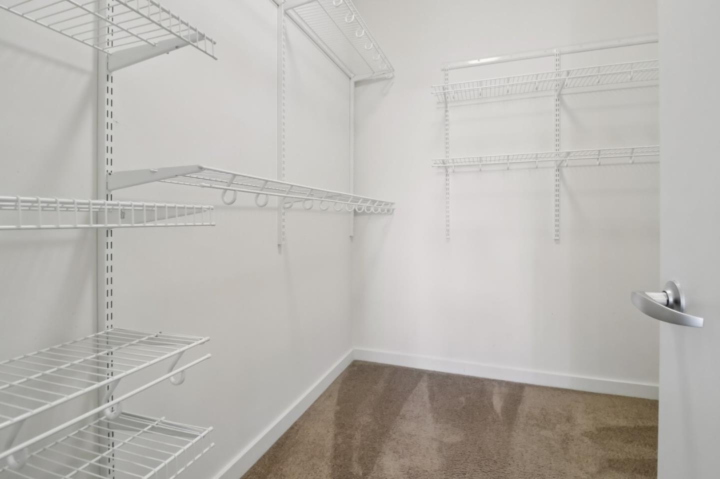 Detail Gallery Image 20 of 44 For 333 Santana Row #340,  San Jose,  CA 95128 - 2 Beds | 1/1 Baths