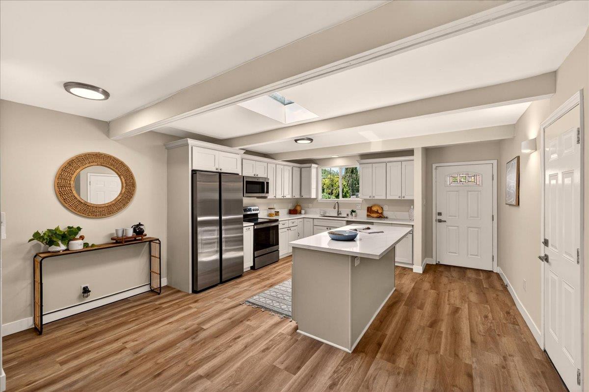 Detail Gallery Image 7 of 29 For 1460 Saturn Ct, Milpitas,  CA 95035 - 4 Beds | 2 Baths