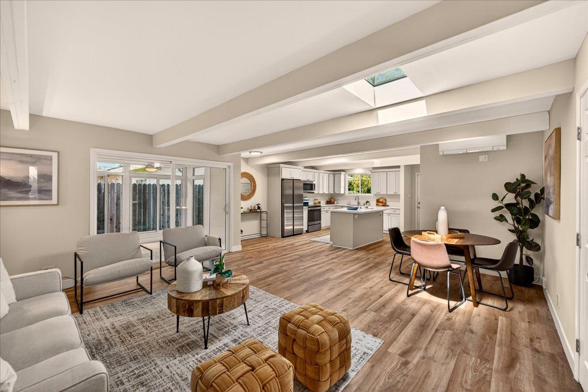 Detail Gallery Image 9 of 29 For 1460 Saturn Ct, Milpitas,  CA 95035 - 4 Beds | 2 Baths