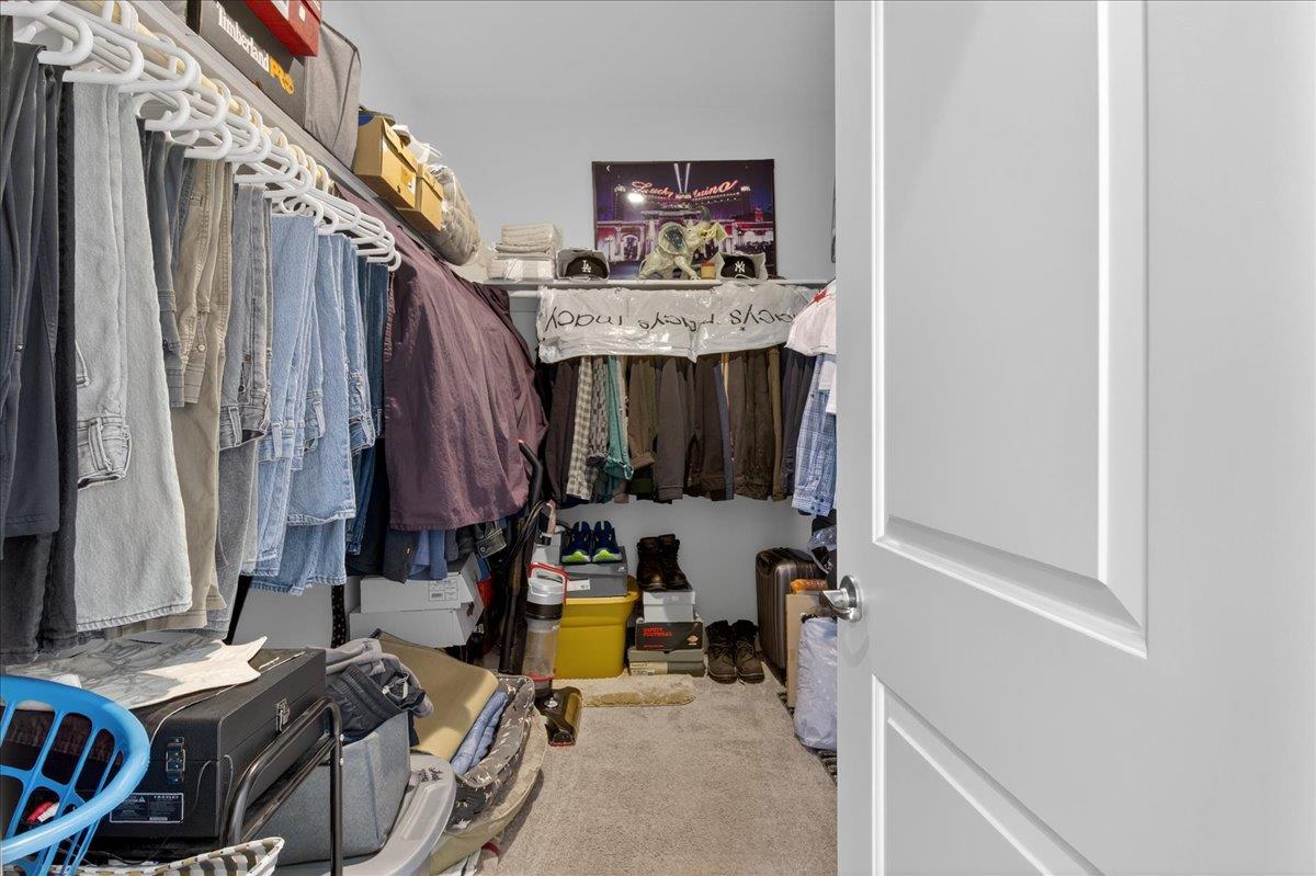 Detail Gallery Image 26 of 46 For 3076 Palomino Way, Hollister,  CA 95023 - 5 Beds | 3 Baths