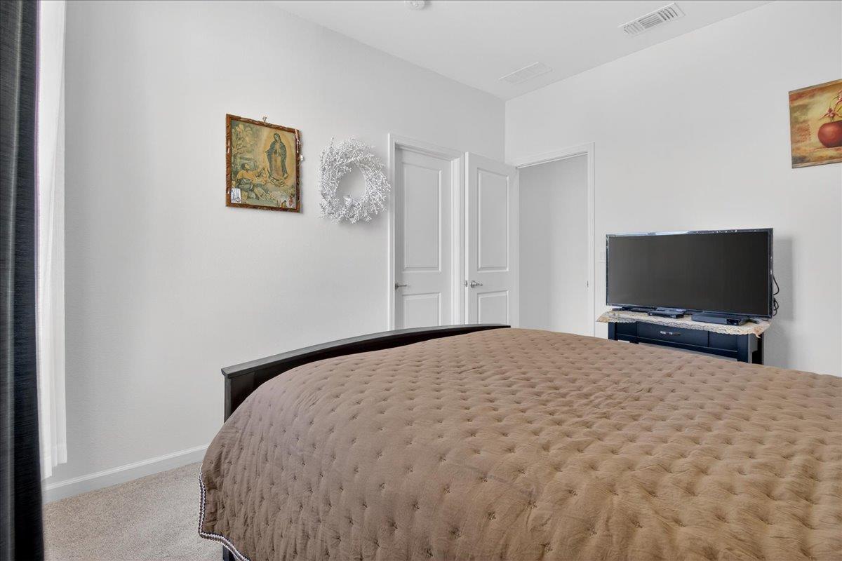 Detail Gallery Image 31 of 46 For 3076 Palomino Way, Hollister,  CA 95023 - 5 Beds | 3 Baths