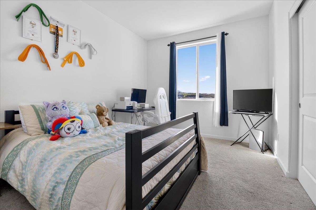 Detail Gallery Image 37 of 46 For 3076 Palomino Way, Hollister,  CA 95023 - 5 Beds | 3 Baths