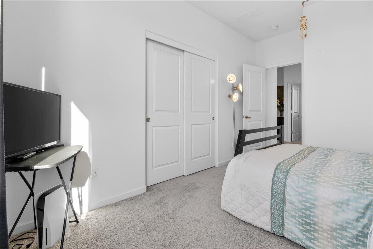 Detail Gallery Image 38 of 46 For 3076 Palomino Way, Hollister,  CA 95023 - 5 Beds | 3 Baths