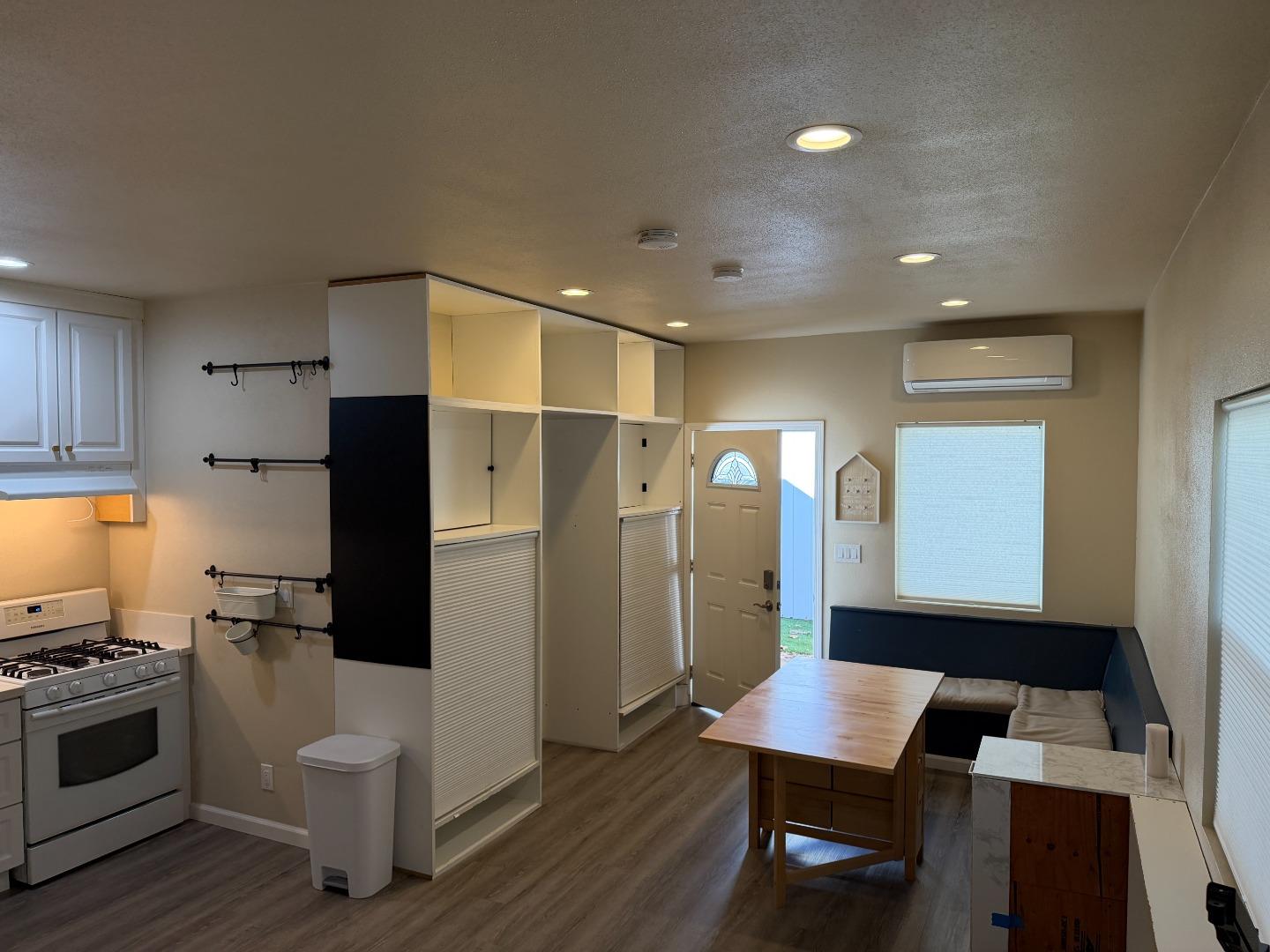 Detail Gallery Image 8 of 8 For 32 Cambridge St Adu,  San Carlos,  CA 94070 - 0 Beds | 1 Baths