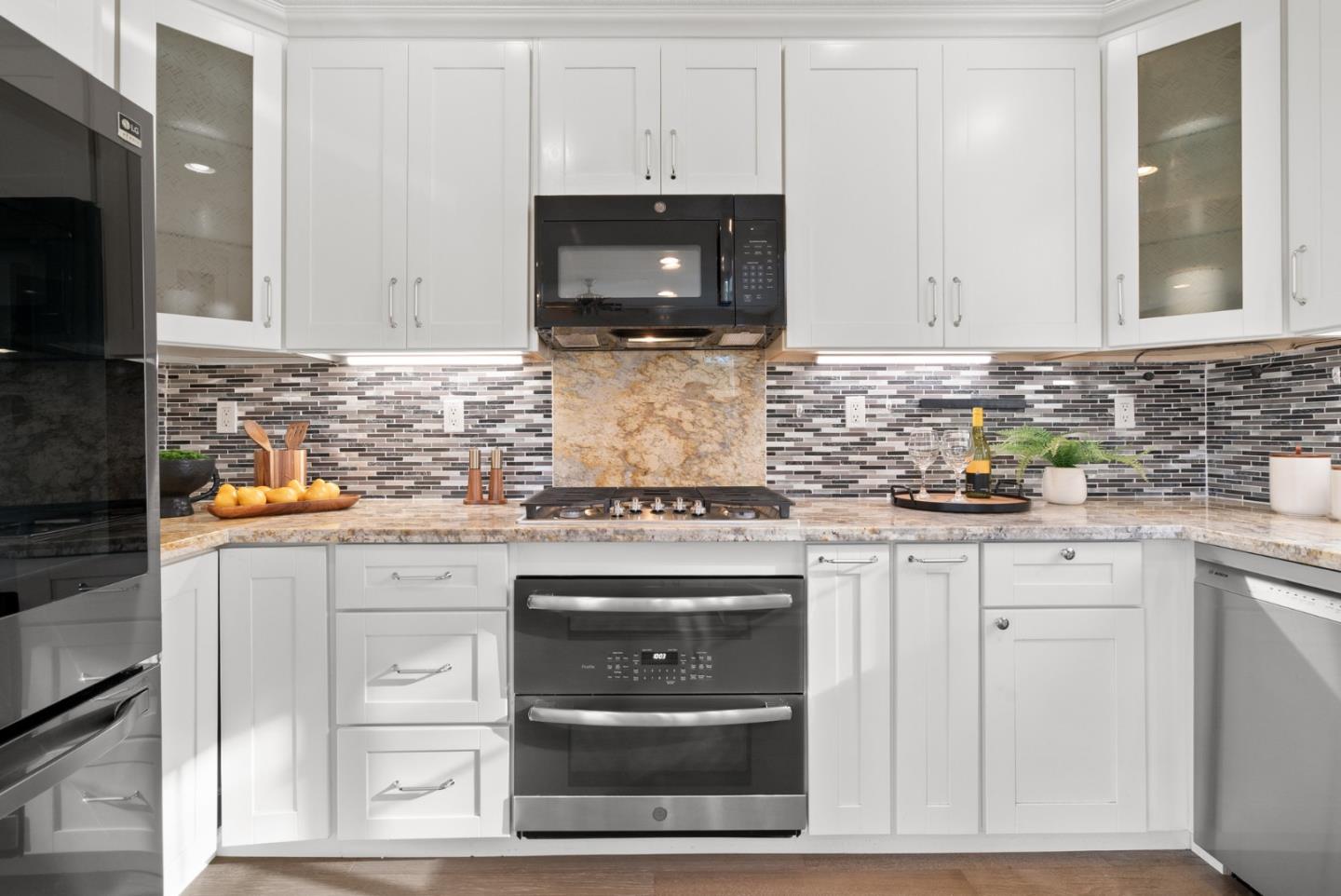 Detail Gallery Image 23 of 54 For 4559 Laird Cir, Santa Clara,  CA 95054 - 3 Beds | 2/1 Baths