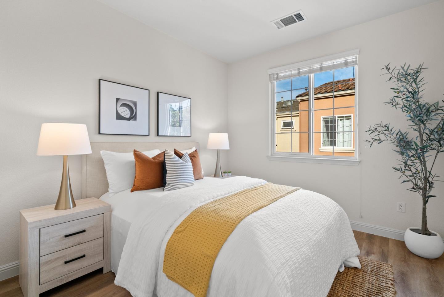 Detail Gallery Image 39 of 54 For 4559 Laird Cir, Santa Clara,  CA 95054 - 3 Beds | 2/1 Baths