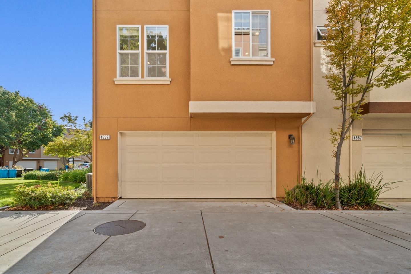 Detail Gallery Image 47 of 54 For 4559 Laird Cir, Santa Clara,  CA 95054 - 3 Beds | 2/1 Baths