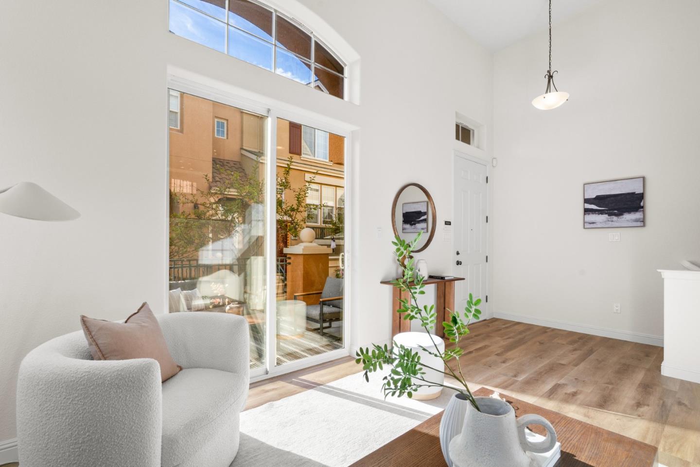 Detail Gallery Image 9 of 54 For 4559 Laird Cir, Santa Clara,  CA 95054 - 3 Beds | 2/1 Baths