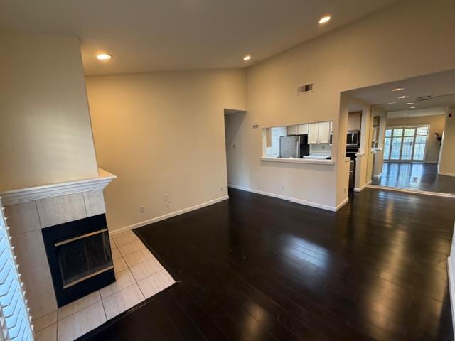 Detail Gallery Image 3 of 17 For 908 Goose Lake Ct, San Jose,  CA 95123 - 2 Beds | 2 Baths