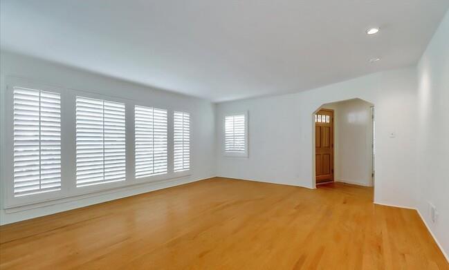 Detail Gallery Image 12 of 28 For 747 18th, San Jose,  CA 95112 - 4 Beds | 3 Baths