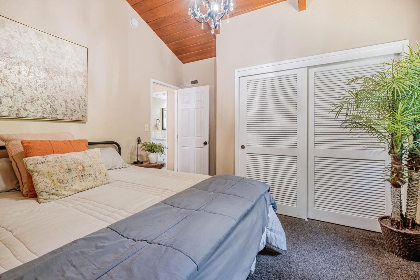 Detail Gallery Image 17 of 66 For 4858 Freedom Blvd, Aptos,  CA 95003 - 3 Beds | 3 Baths