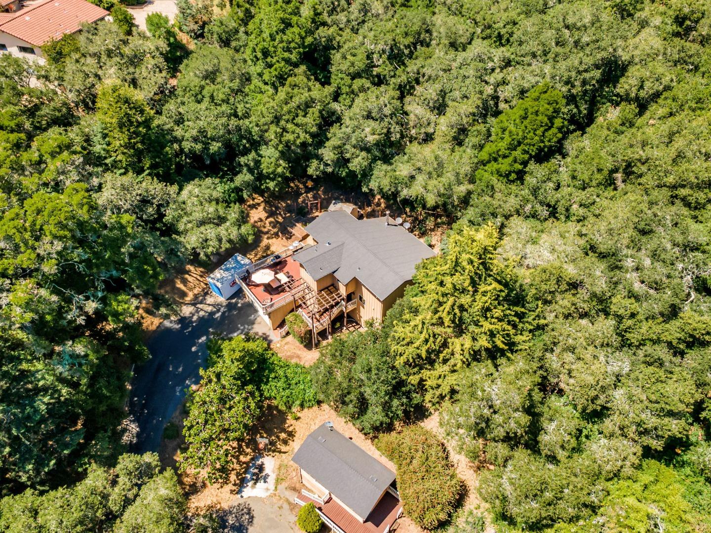 Detail Gallery Image 41 of 66 For 4858 Freedom Blvd, Aptos,  CA 95003 - 3 Beds | 3 Baths