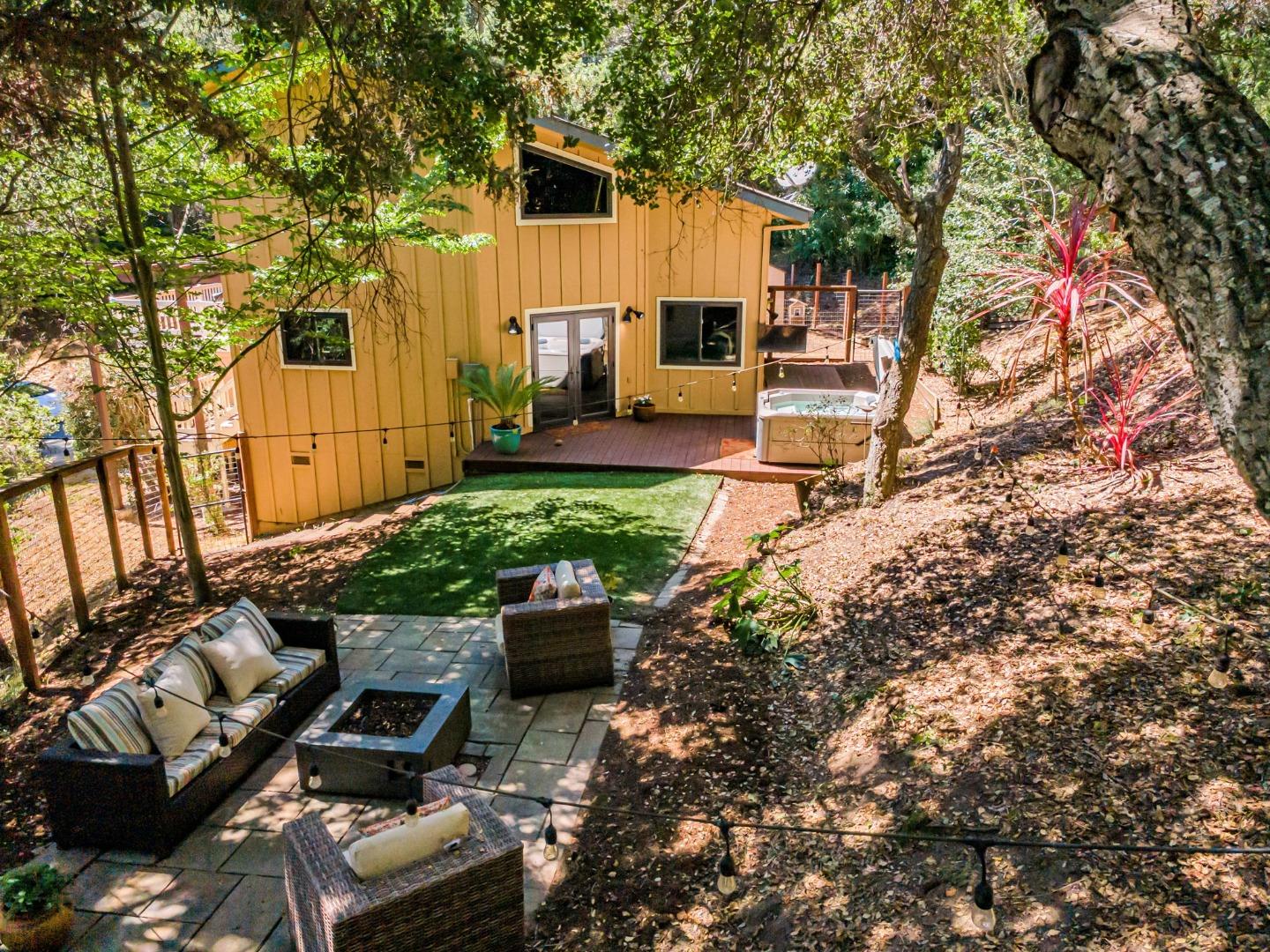 Detail Gallery Image 52 of 66 For 4858 Freedom Blvd, Aptos,  CA 95003 - 3 Beds | 3 Baths