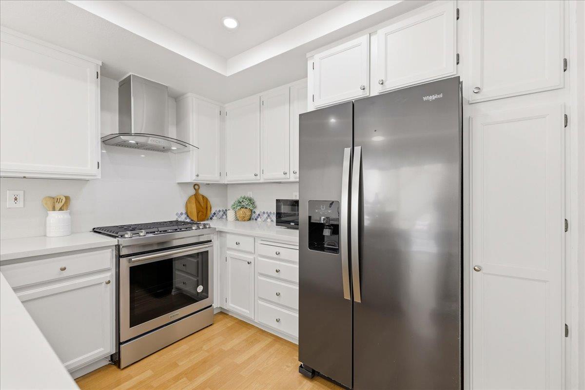 Detail Gallery Image 18 of 72 For 410 Galleria Dr #6,  San Jose,  CA 95134 - 2 Beds | 2/1 Baths