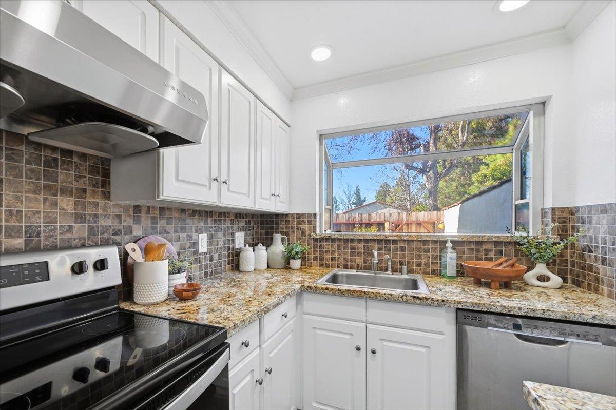 Detail Gallery Image 16 of 46 For 41042 Ramon Ter, Fremont,  CA 94539 - 2 Beds | 1/1 Baths