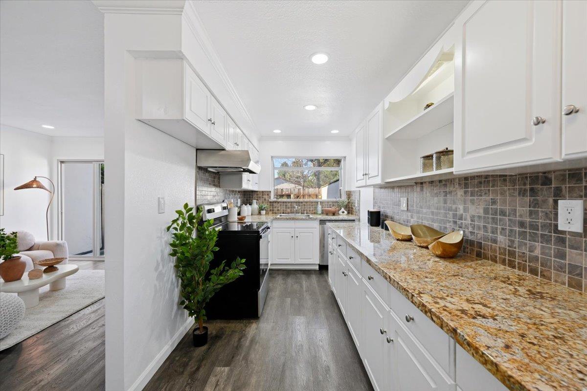 Detail Gallery Image 8 of 46 For 41042 Ramon Ter, Fremont,  CA 94539 - 2 Beds | 1/1 Baths