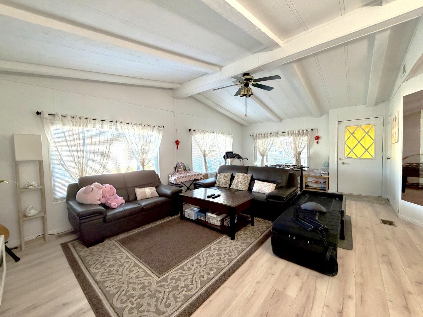 Detail Gallery Image 4 of 20 For 2888 Moss Hollow Dr #2888,  San Jose,  CA 95121 - 2 Beds | 2 Baths