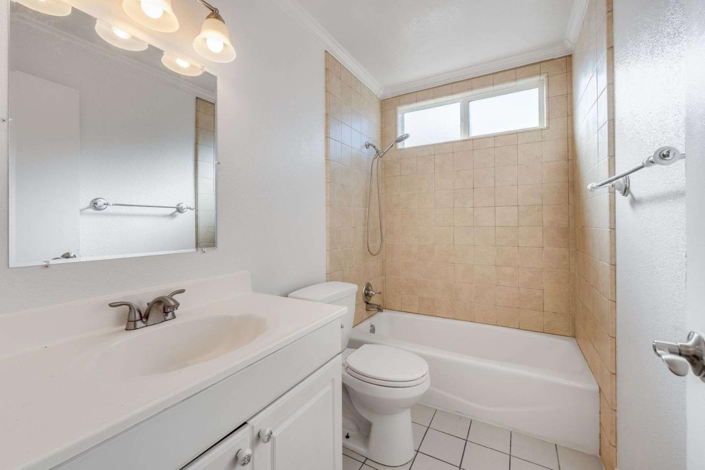 Detail Gallery Image 12 of 31 For 3274 Mount Rainier Dr, San Jose,  CA 95127 - 3 Beds | 2 Baths