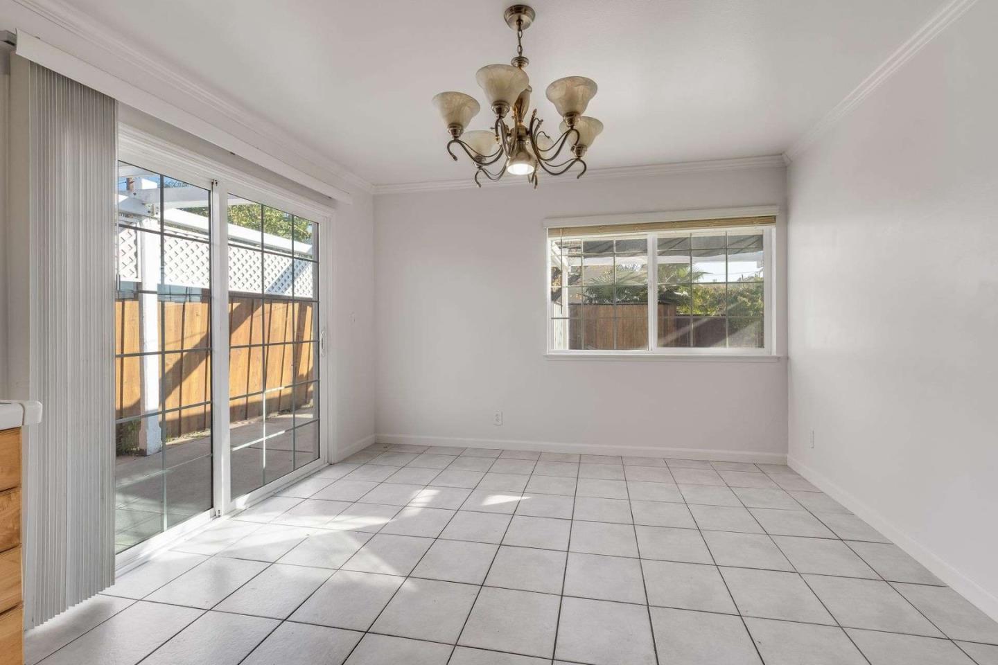 Detail Gallery Image 22 of 31 For 3274 Mount Rainier Dr, San Jose,  CA 95127 - 3 Beds | 2 Baths