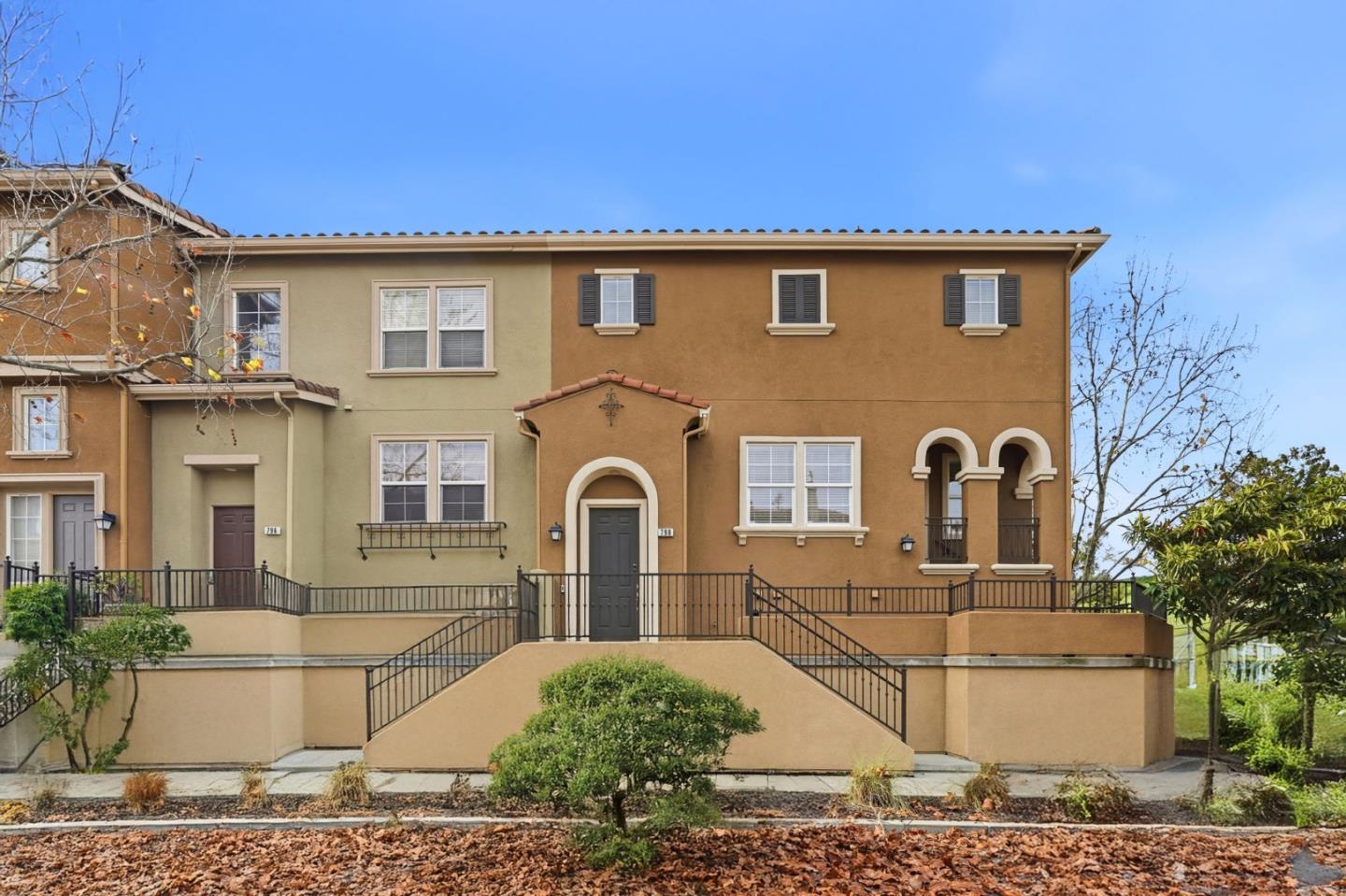 Front Image Thumbnail for ML82030339