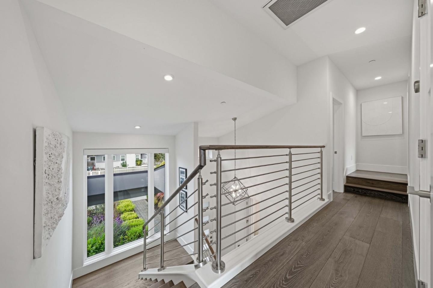 Detail Gallery Image 29 of 75 For 575 Maybell Ave, Palo Alto,  CA 94306 - 5 Beds | 6/1 Baths