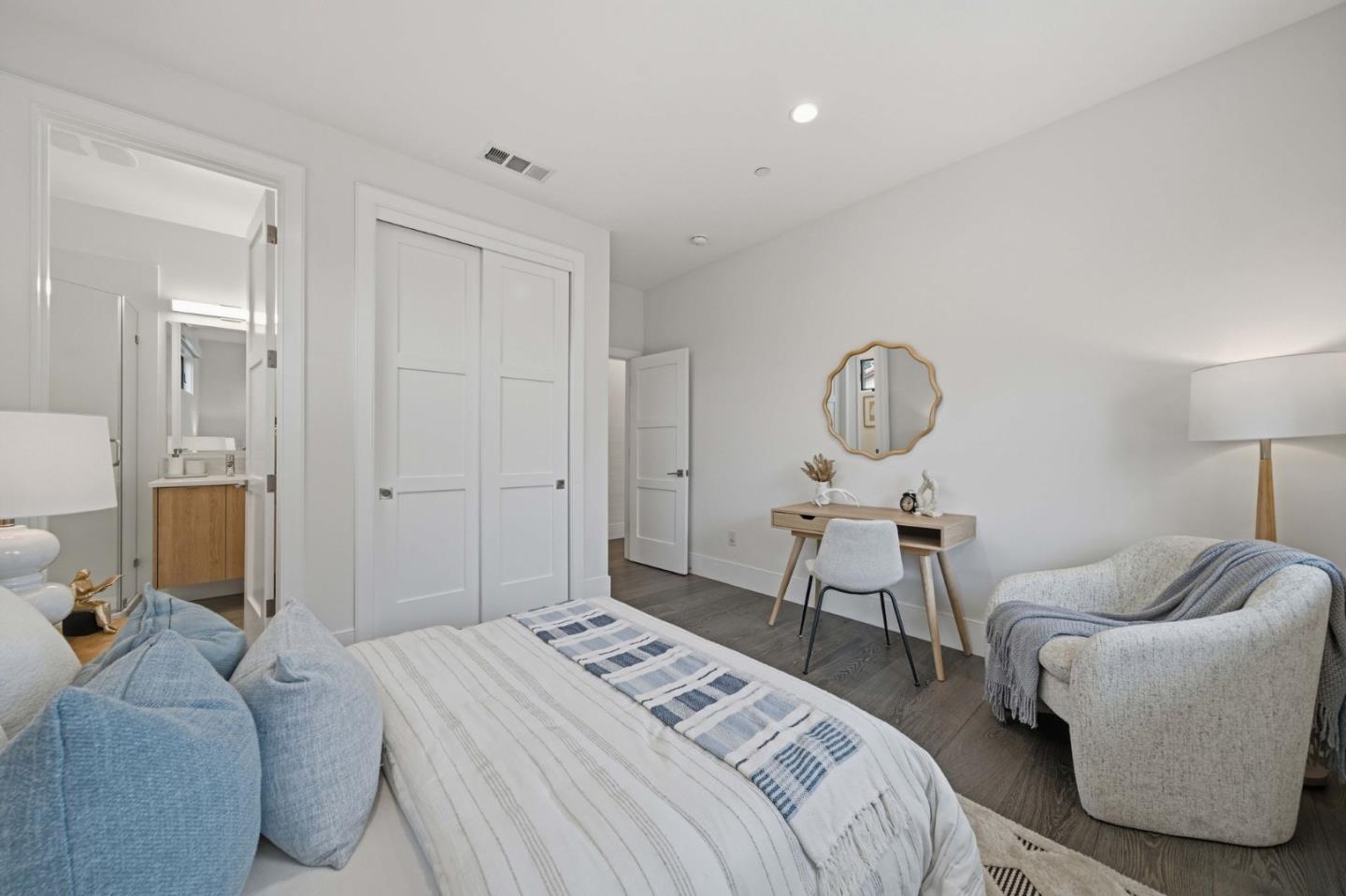 Detail Gallery Image 34 of 75 For 575 Maybell Ave, Palo Alto,  CA 94306 - 5 Beds | 6/1 Baths