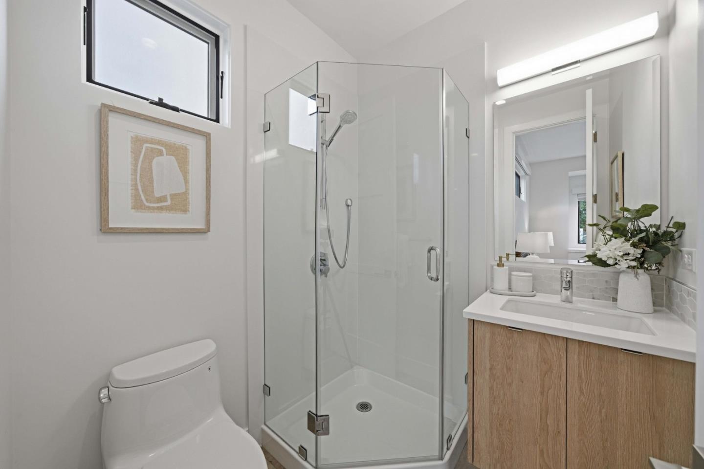 Detail Gallery Image 35 of 75 For 575 Maybell Ave, Palo Alto,  CA 94306 - 5 Beds | 6/1 Baths