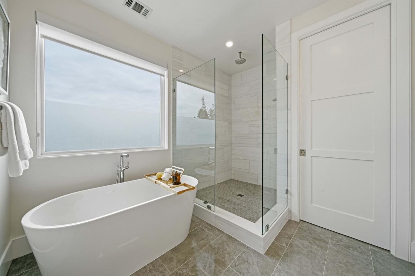 Detail Gallery Image 41 of 75 For 575 Maybell Ave, Palo Alto,  CA 94306 - 5 Beds | 6/1 Baths