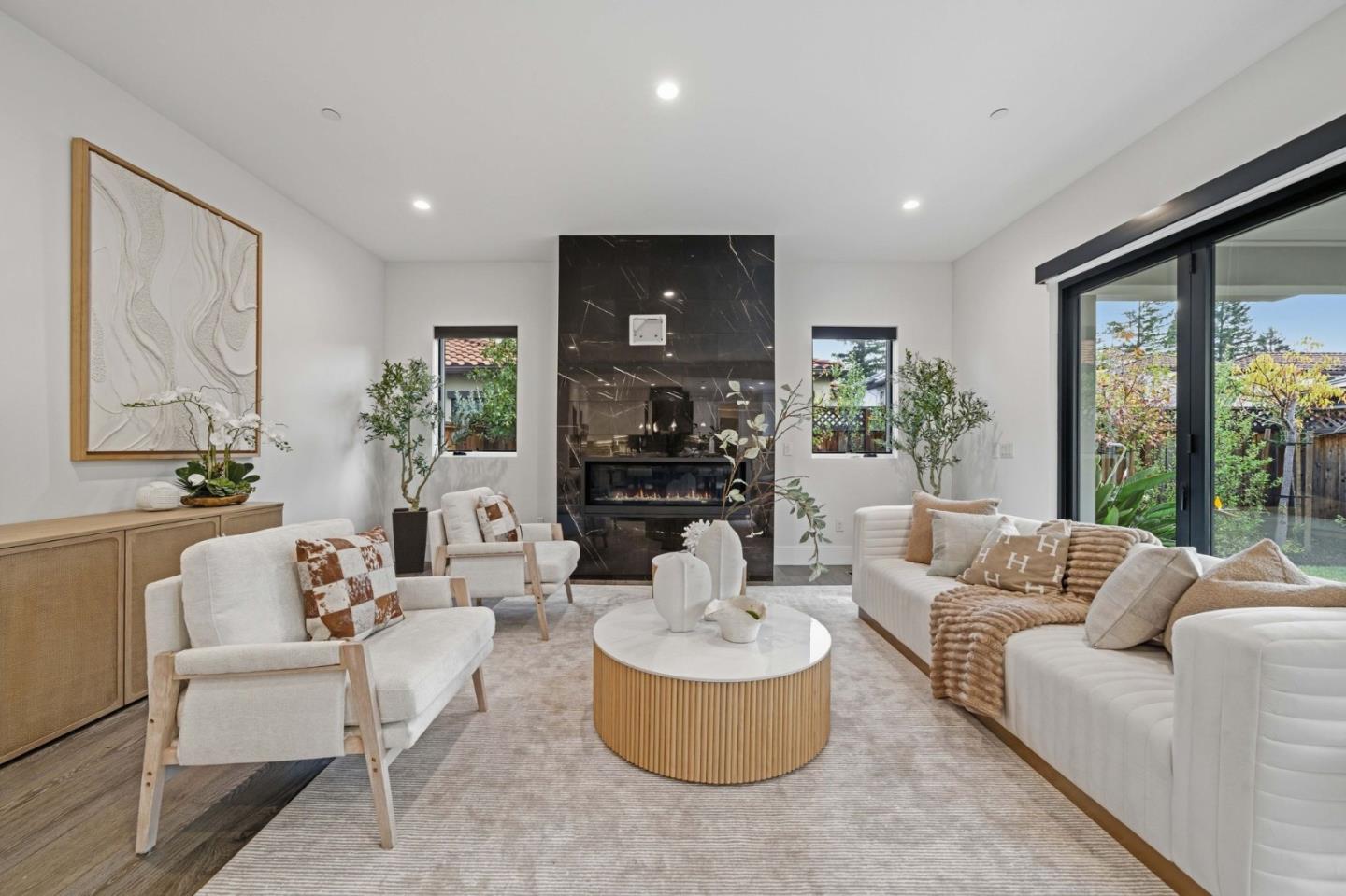 Detail Gallery Image 5 of 75 For 575 Maybell Ave, Palo Alto,  CA 94306 - 5 Beds | 6/1 Baths