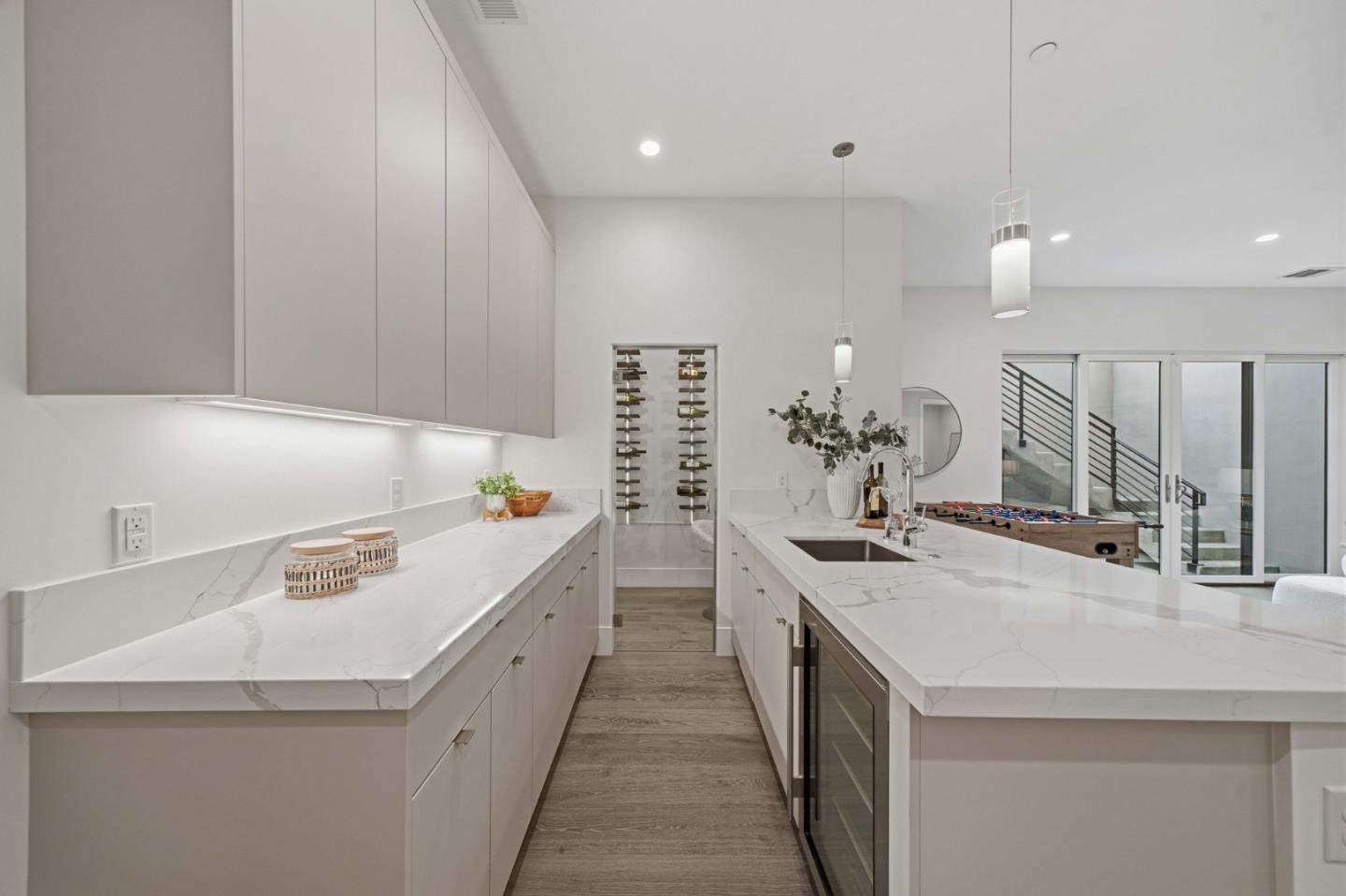 Detail Gallery Image 52 of 75 For 575 Maybell Ave, Palo Alto,  CA 94306 - 5 Beds | 6/1 Baths