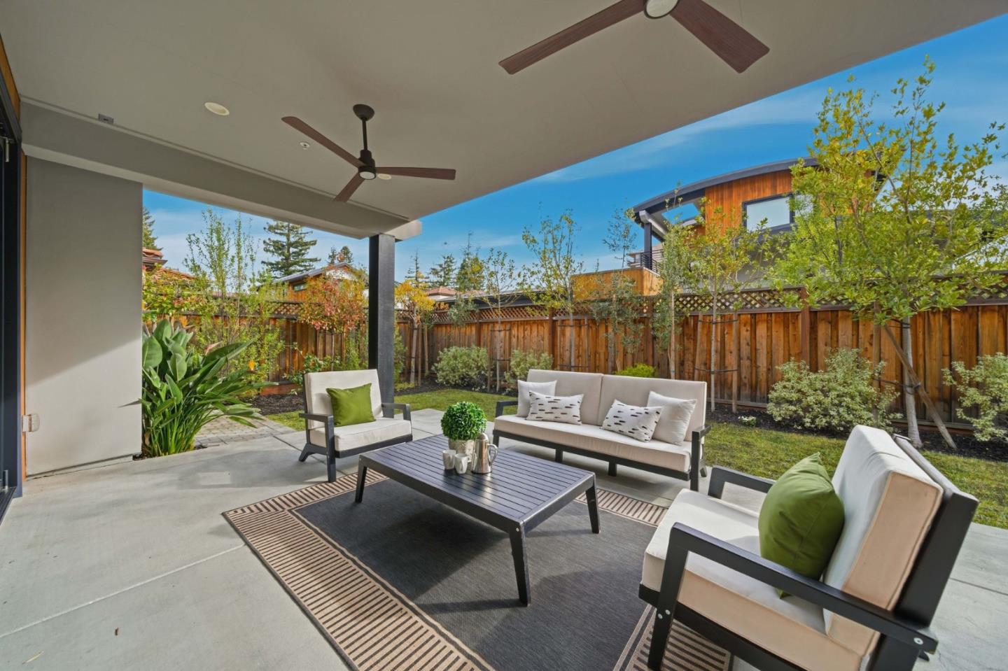 Detail Gallery Image 62 of 75 For 575 Maybell Ave, Palo Alto,  CA 94306 - 5 Beds | 6/1 Baths