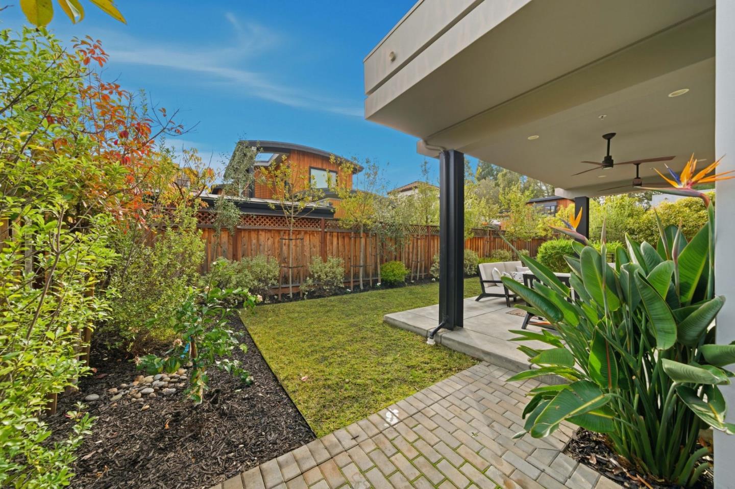 Detail Gallery Image 63 of 75 For 575 Maybell Ave, Palo Alto,  CA 94306 - 5 Beds | 6/1 Baths