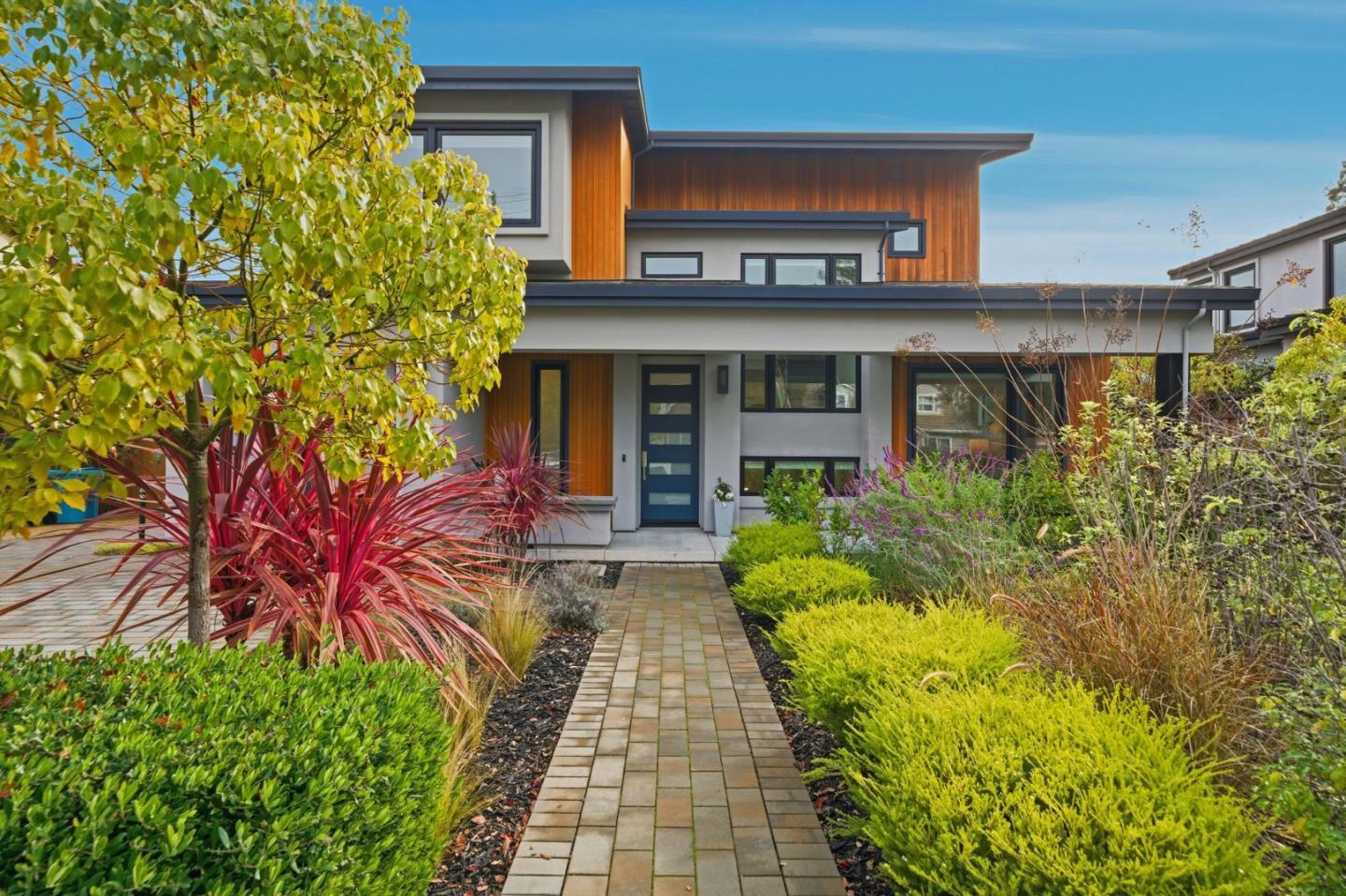 Detail Gallery Image 70 of 75 For 575 Maybell Ave, Palo Alto,  CA 94306 - 5 Beds | 6/1 Baths