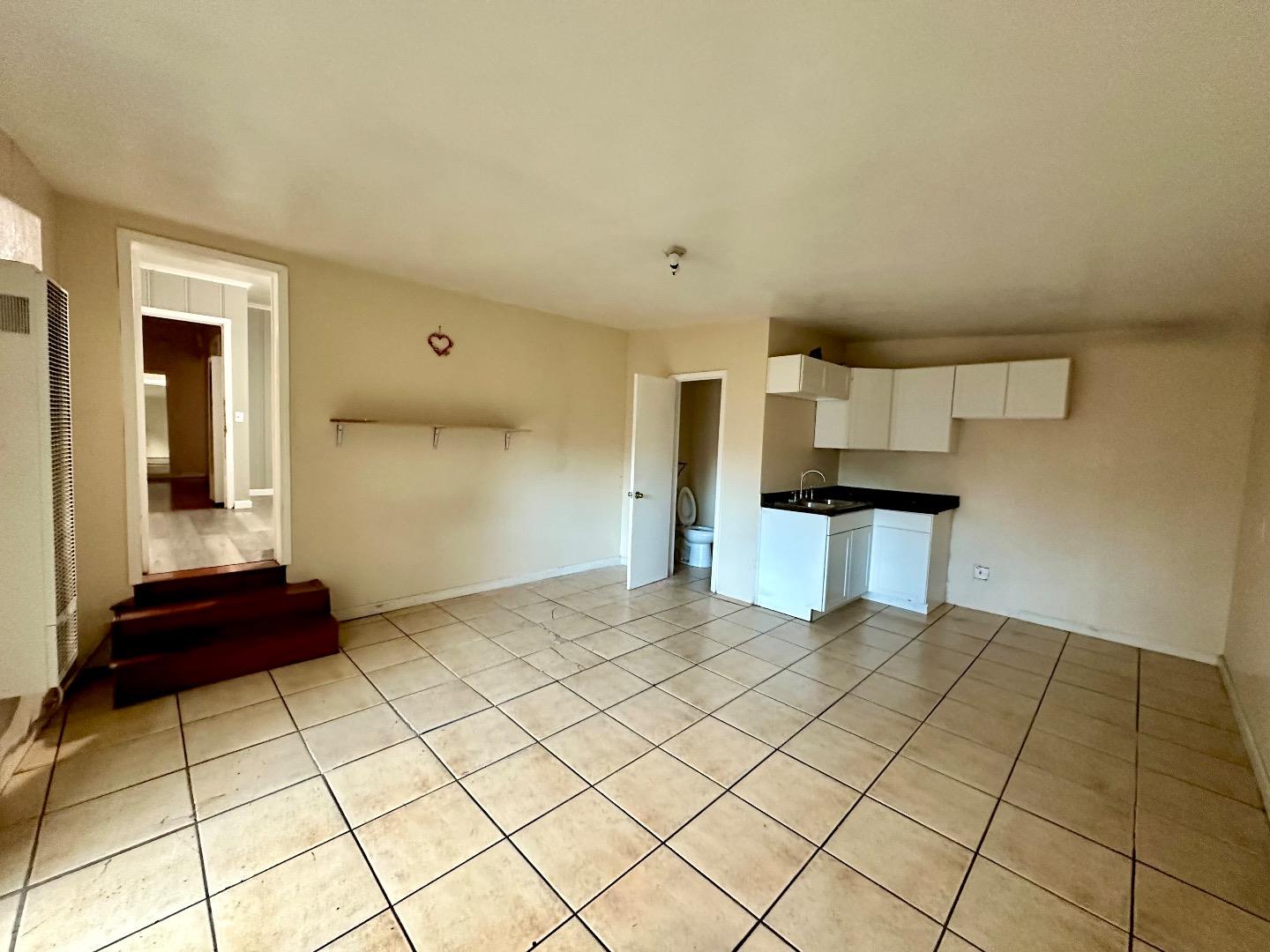 Detail Gallery Image 14 of 14 For 251 Ivy Dr, Menlo Park,  CA 94025 - 4 Beds | 3 Baths