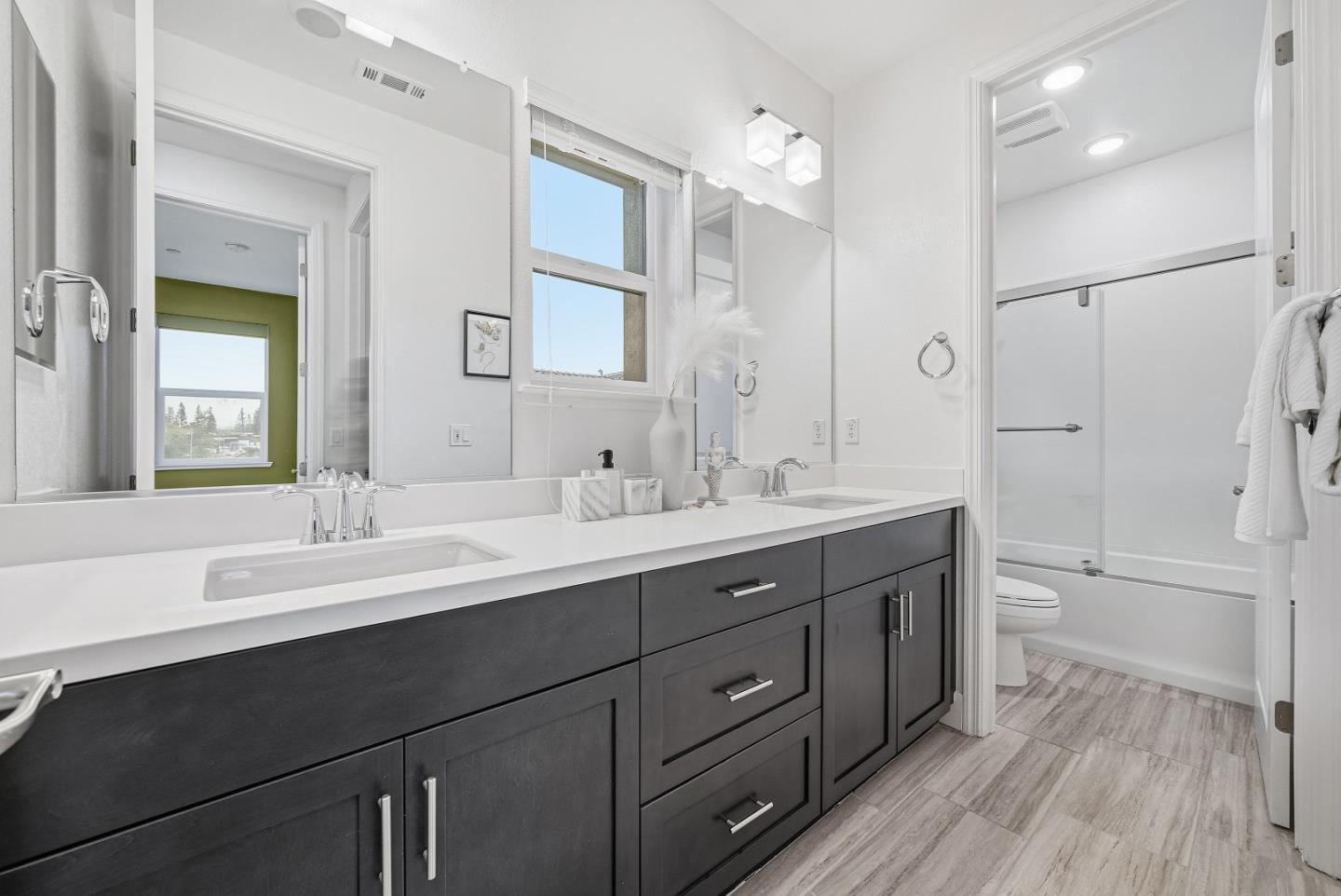 Photo #32: ML82030344 Listing: Photo #32