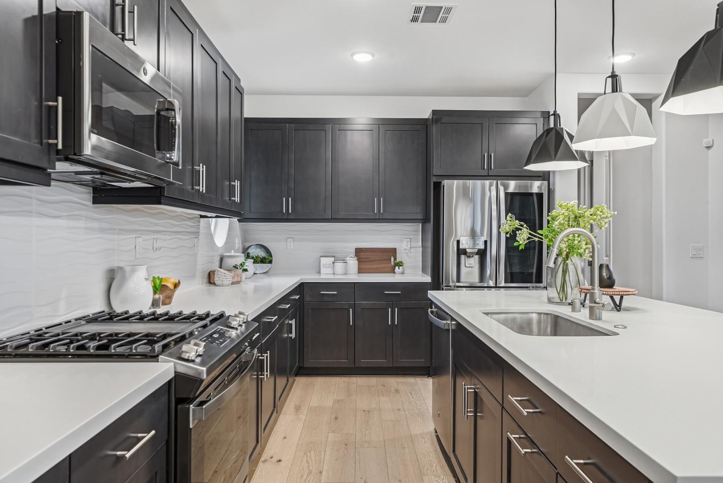 Photo #6: ML82030344 Listing: Photo #6