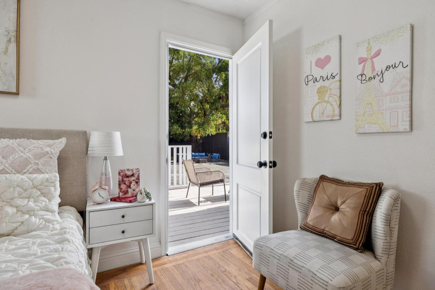 Detail Gallery Image 13 of 16 For 2352 Menalto Ave, East Palo Alto,  CA 94303 - 2 Beds | 1 Baths