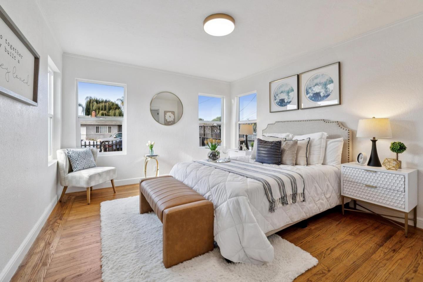 Detail Gallery Image 9 of 16 For 2352 Menalto Ave, East Palo Alto,  CA 94303 - 2 Beds | 1 Baths