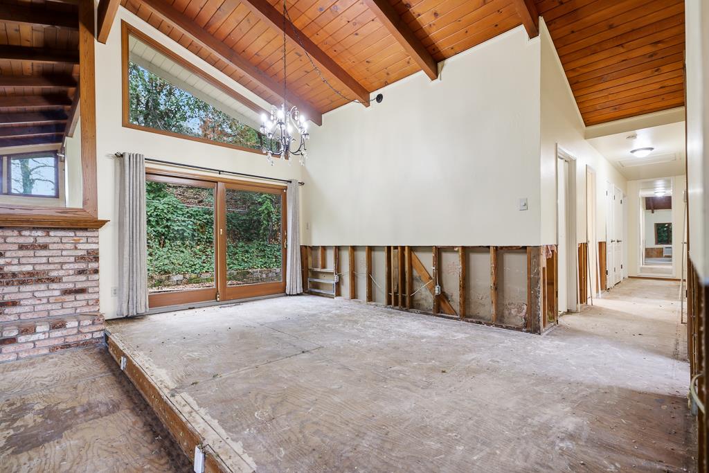 Detail Gallery Image 9 of 53 For 16 Castlewood Dr, Pleasanton,  CA 94566 - 4 Beds | 3 Baths